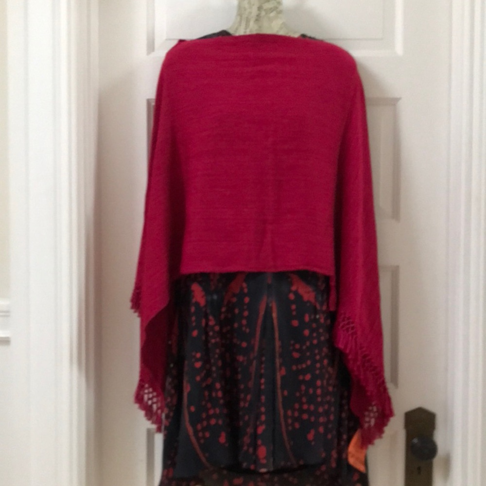 NWT Casa Flor Ixcaco pink woven poncho tassel trim natural dyed cotton hand spun